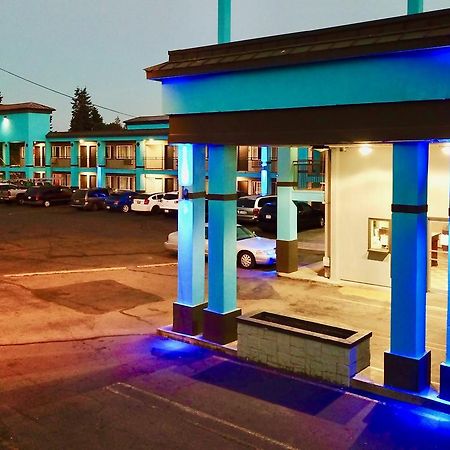 Holiday Lodge - Salem,Or المظهر الخارجي الصورة